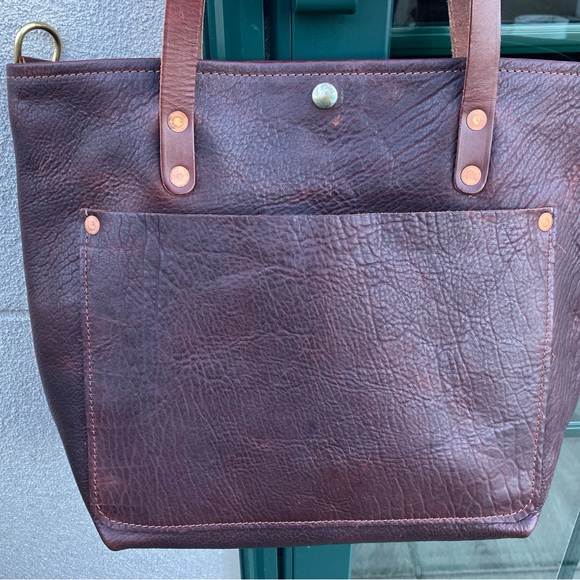 Kmm & Co. Handbags - KMM Walnut Bison Travel Tote Bag w/ Brown Handles and Copper Rivets